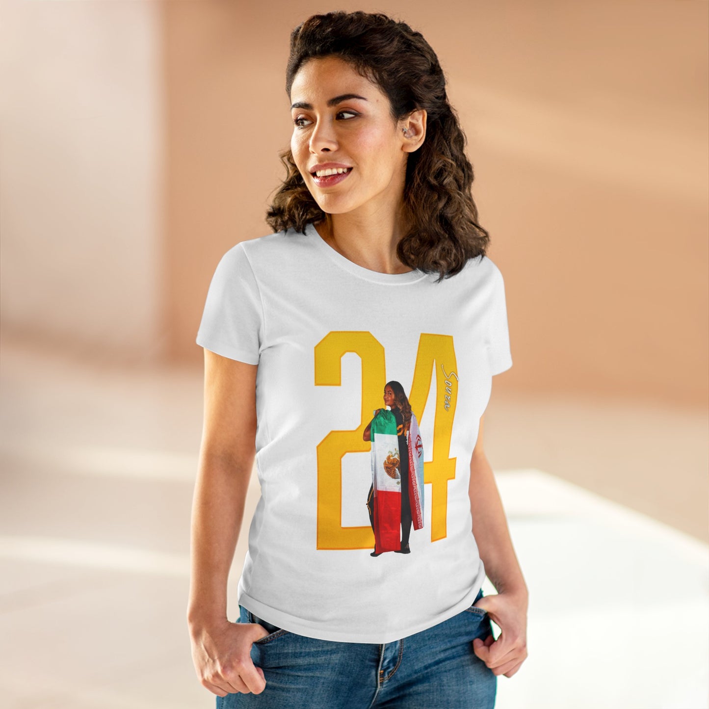 Mia Souza Player Icon Number Women's Tee