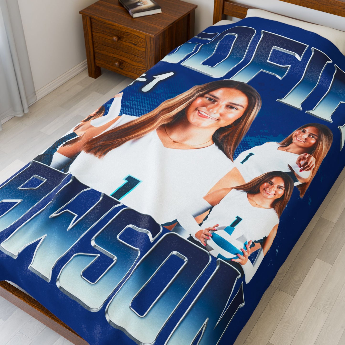 Sofia Dawson 60"-80" Plush Blanket