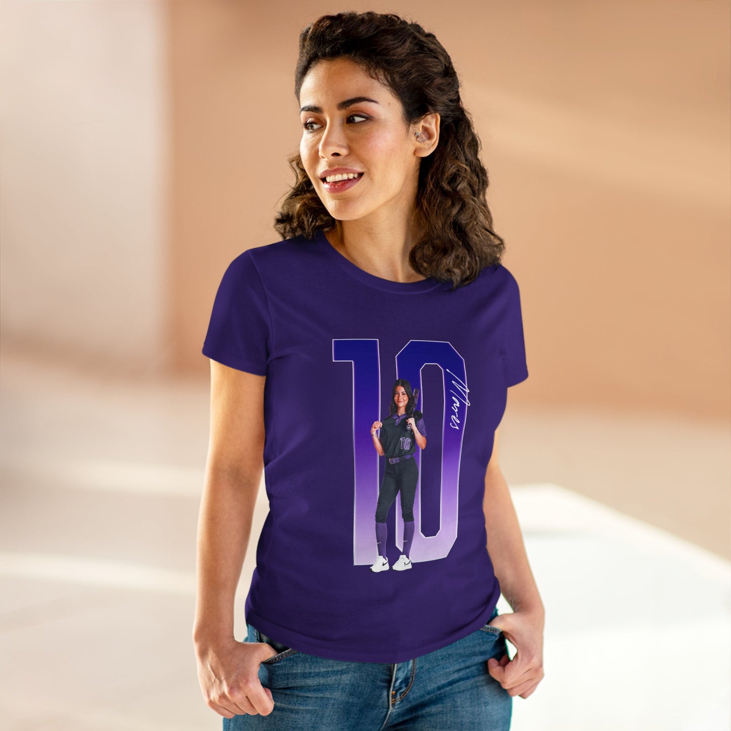 Olivia Mares Player Icon Number Women's Tee