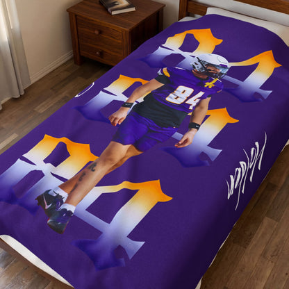 Kaedyn Holden 60"-80" Plush Blanket