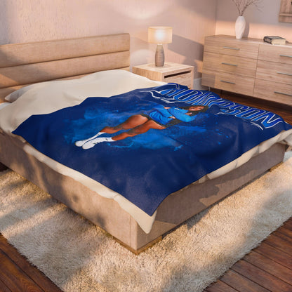 Lailah Thompson 60"-80" Plush Blanket