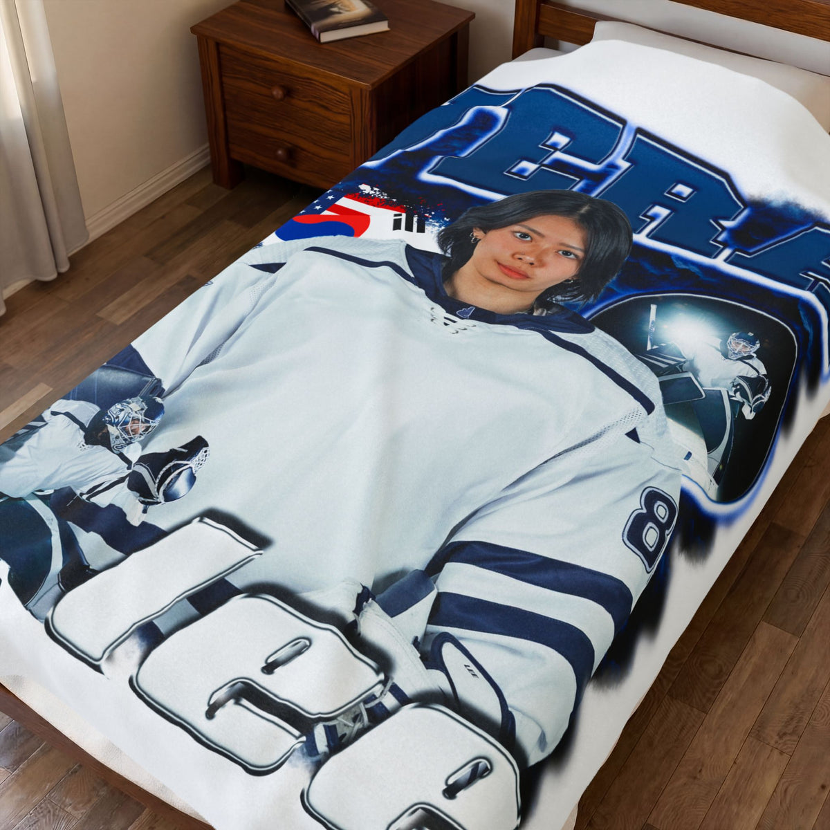 Vera Lee 60"-80" Plush Blanket