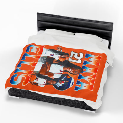 Maya Ellis 60"-80" Plush Blanket