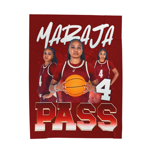 Maraja Pass 60"-80" Plush Blanket