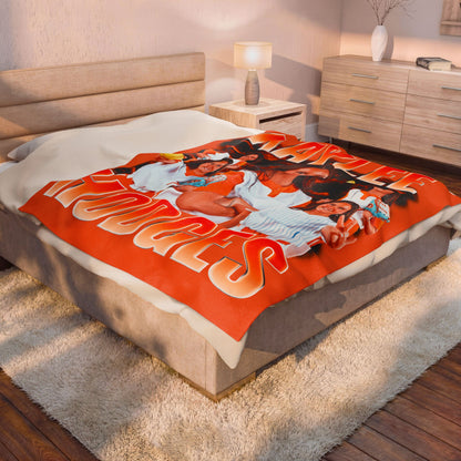 Kaylee Hodges 60"-80" Plush Blanket