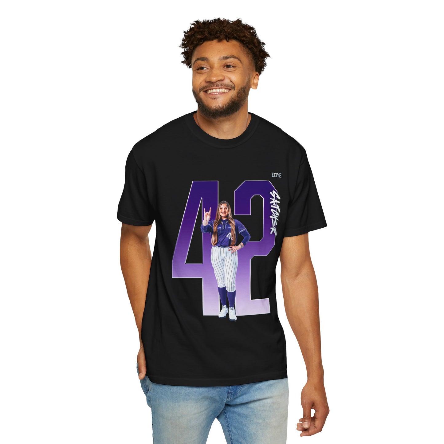 Alina Satcher Player Icon Premium Tee