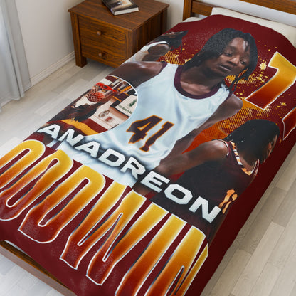 Lanadreon Goodwin 60"-80" Plush Blanket
