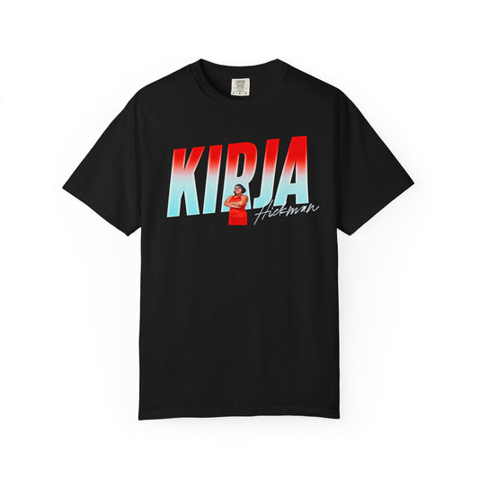 Kirja Hickman Cursive Combo Premium Tee