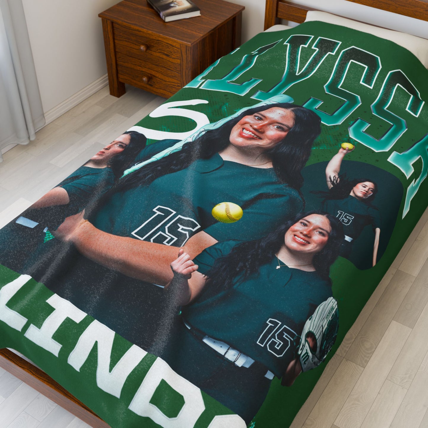 Alyssa Galindo First Name Highlight 60"-80" Plush Blanket