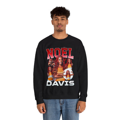 Noël Davis Crewneck Sweatshirt