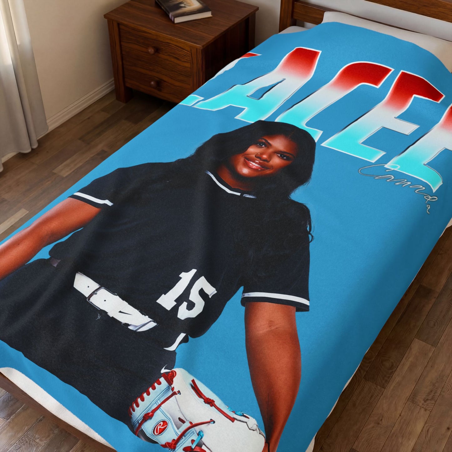 Lacee Canada 60"-80" Plush Blanket