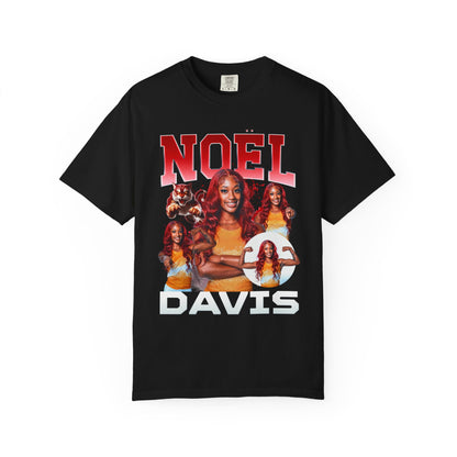 Noël Davis Premium Tee
