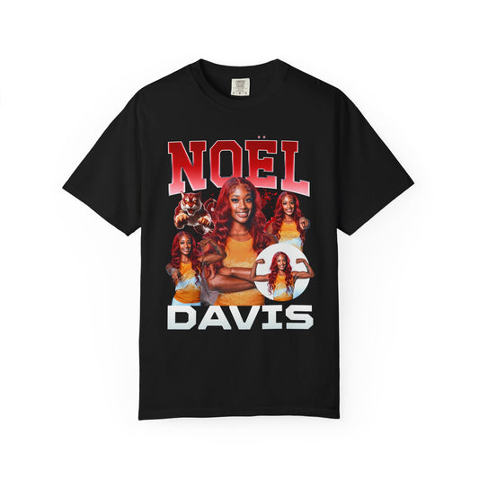 Noël Davis Premium Tee
