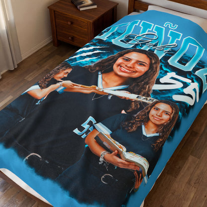 Gabi Munoz 60"-80" Plush Blanket