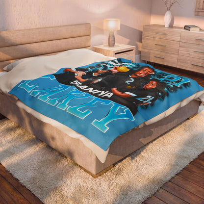 Saniya Lakey 60"-80" Plush Blanket