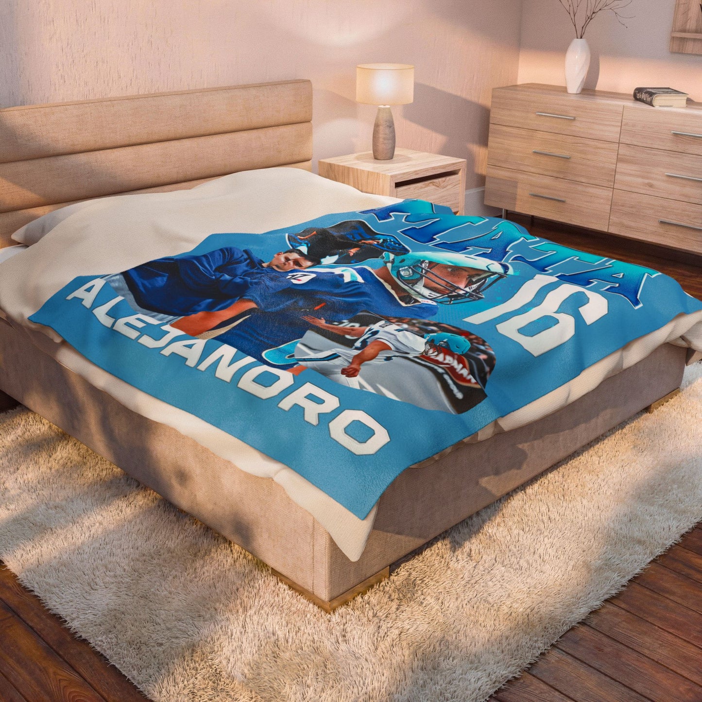 Alejandro Mata 60"-80" Plush Blanket