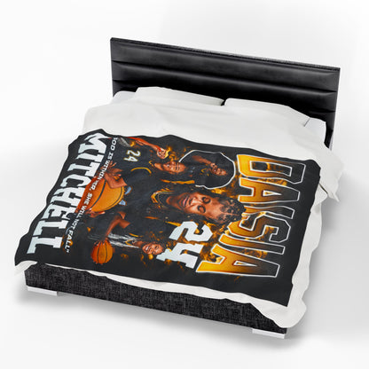 Daisia Mitchell 60"-80" Plush Blanket