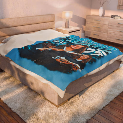 Gabi Munoz 60"-80" Plush Blanket