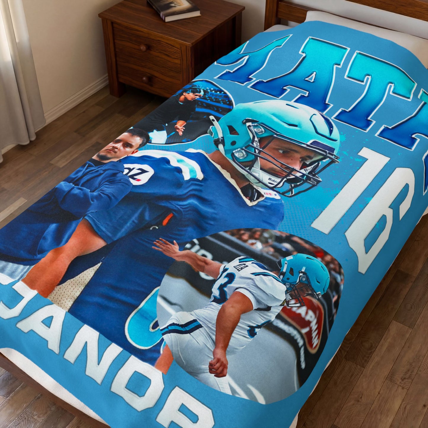 Alejandro Mata 60"-80" Plush Blanket