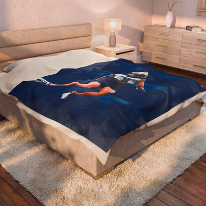 Deshawn Krein 60"-80" Plush Blanket