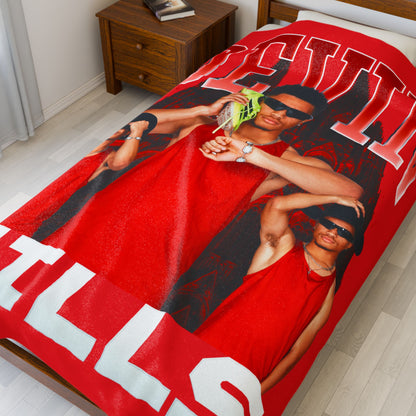 Devin Gills 60"-80" Plush Blanket
