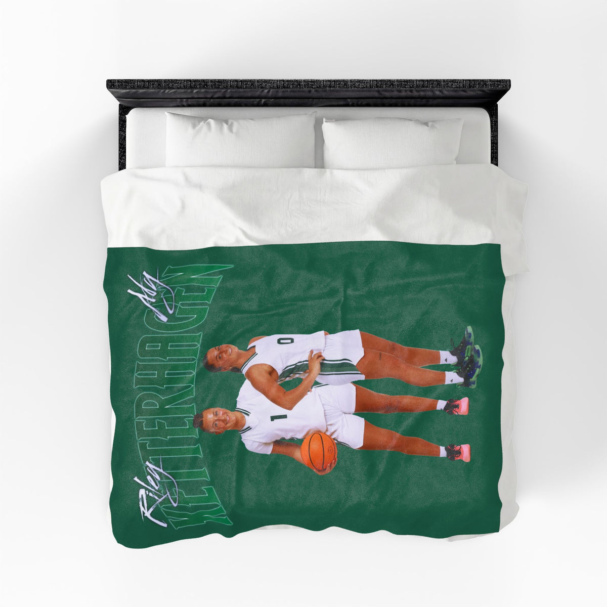 Ady & Riley Ketterhagen 60"-80" Plush Blanket