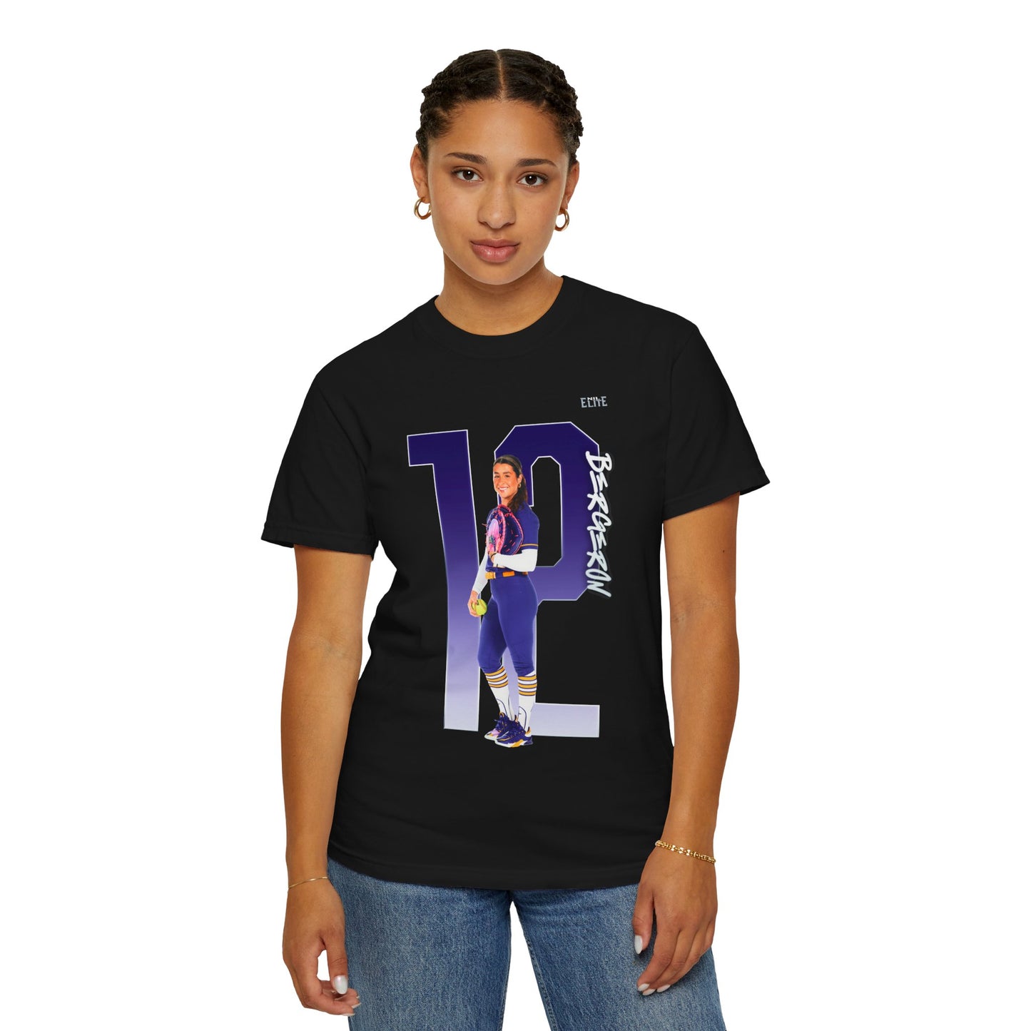 Maci Bergeron Player Icon Premium Tee