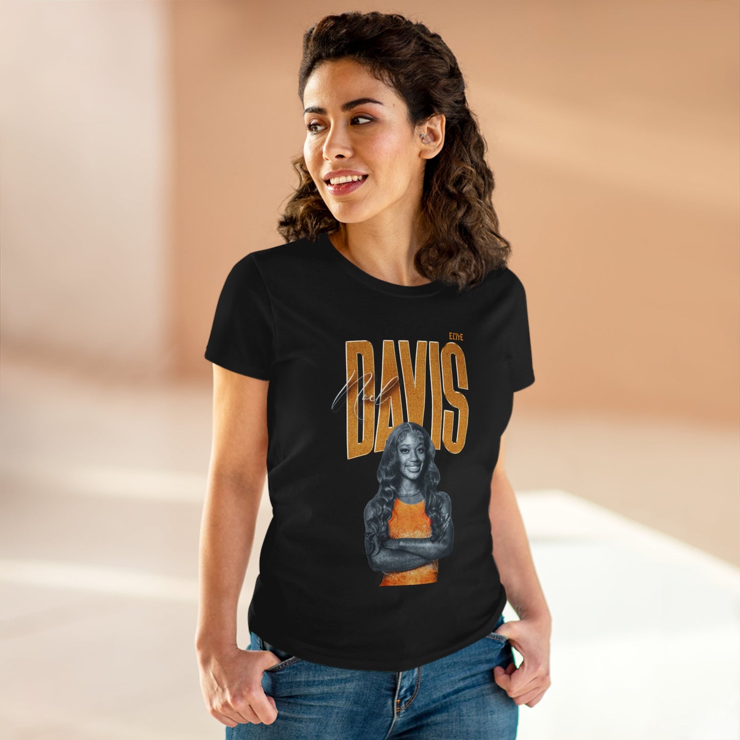 Noël Davis Faded Glory Women's Tee