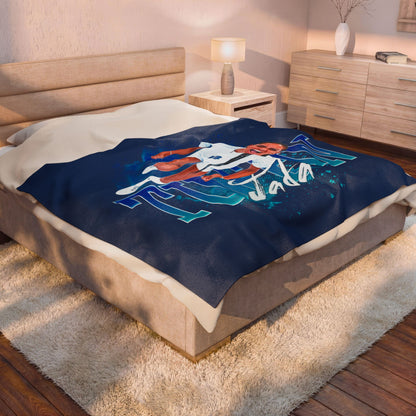 Jada Tuffin 60"-80" Plush Blanket