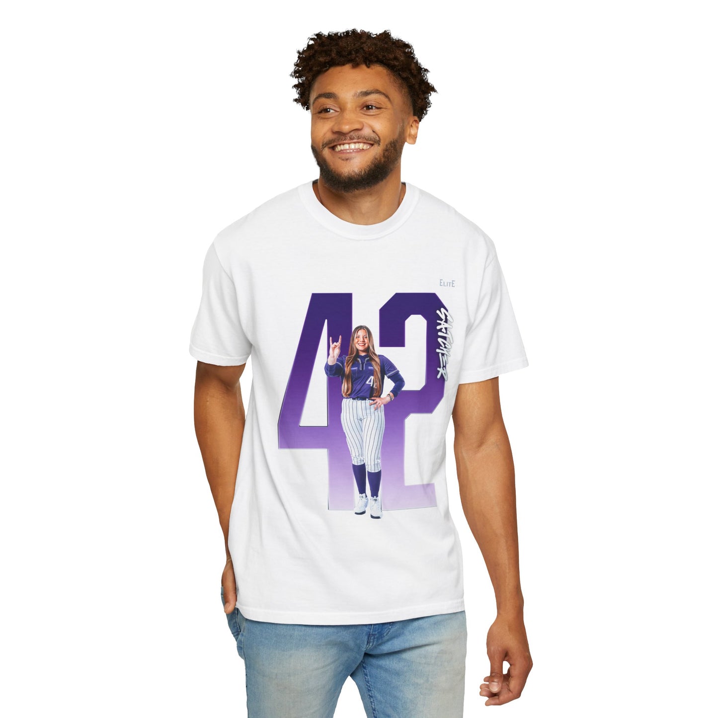 Alina Satcher Player Icon Premium Tee