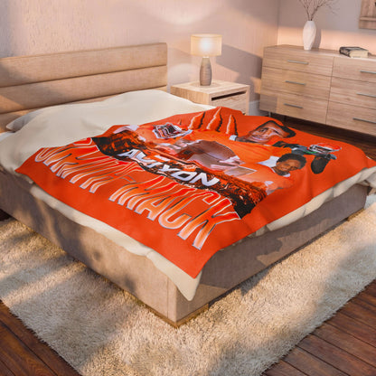 Aviyon Smith-Mack 60"-80" Plush Blanket