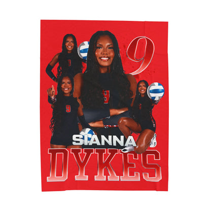 Sianna Dykes 60"-80" Plush Blanket